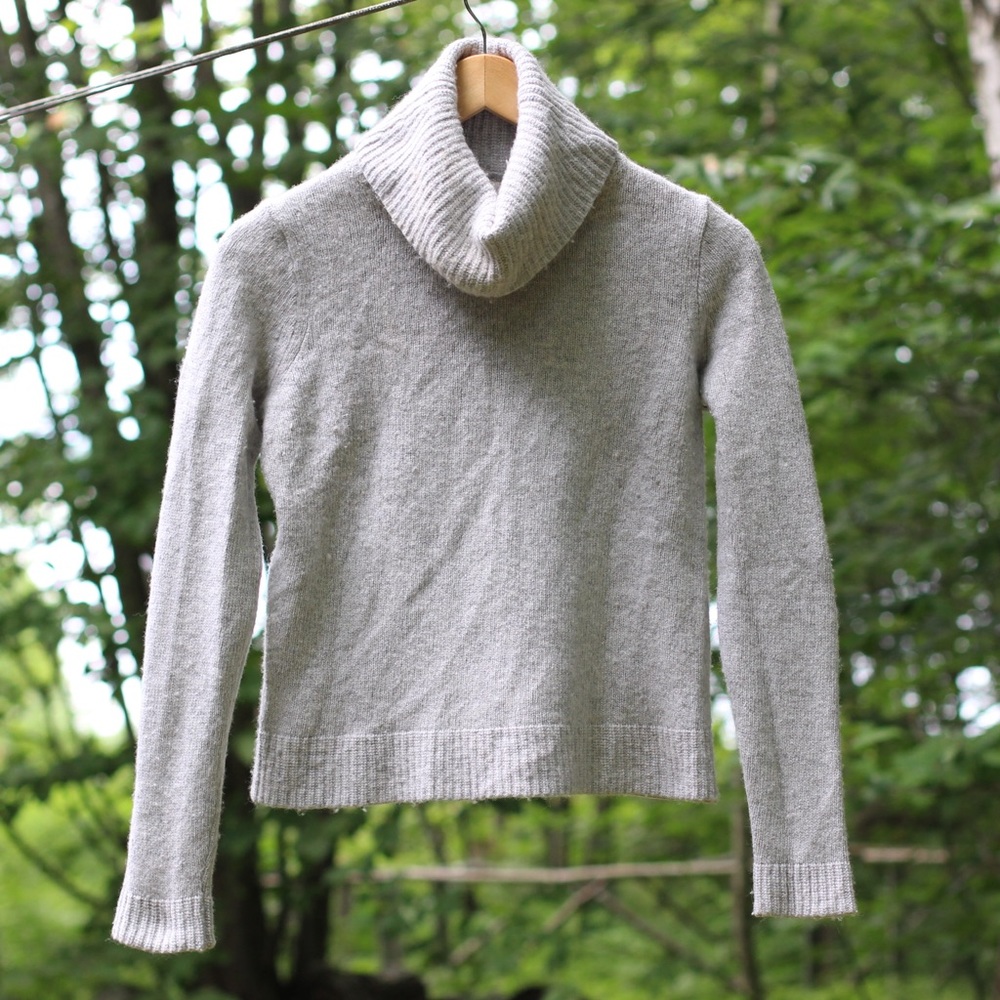 J CREW Wool Blend Gray Turtleneck Sweater